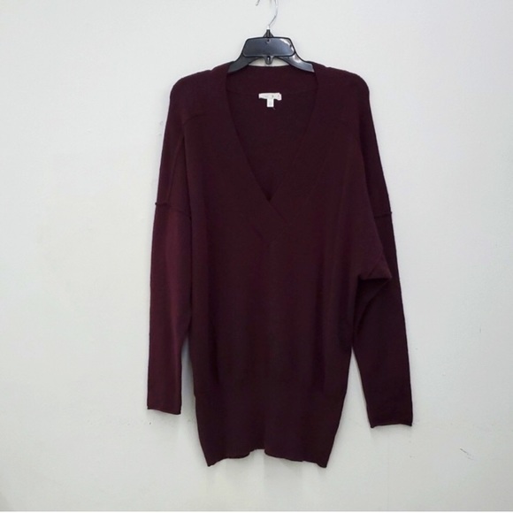 Abound V-Neck Oversized Sweater - Picture 2 of 4